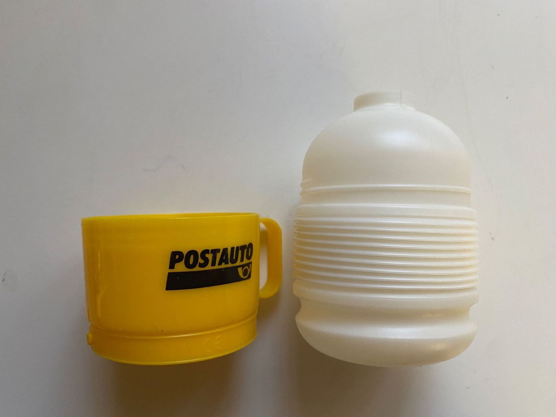 Borracce & Thermos: 3 Becher mit Flasche" POSTAUTO" (Werbegeschenk aus den 80er) – Nuovo (secondo la descrizione) da Baar venduto da Toefflibaar 7