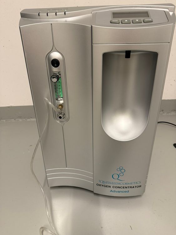 QMS Oxygen Concentrator Advanced - Sauerstoffgerät (Gebraucht) in für ...