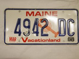 USA Maine Nummernschild 4942 DC, Jahrgang 1998, Top!