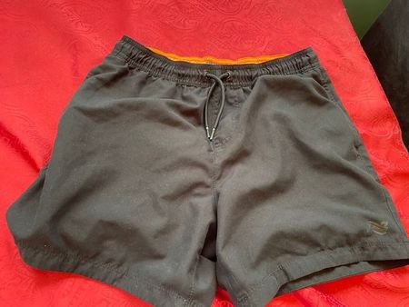 Junge Badehose schwarz Next 164