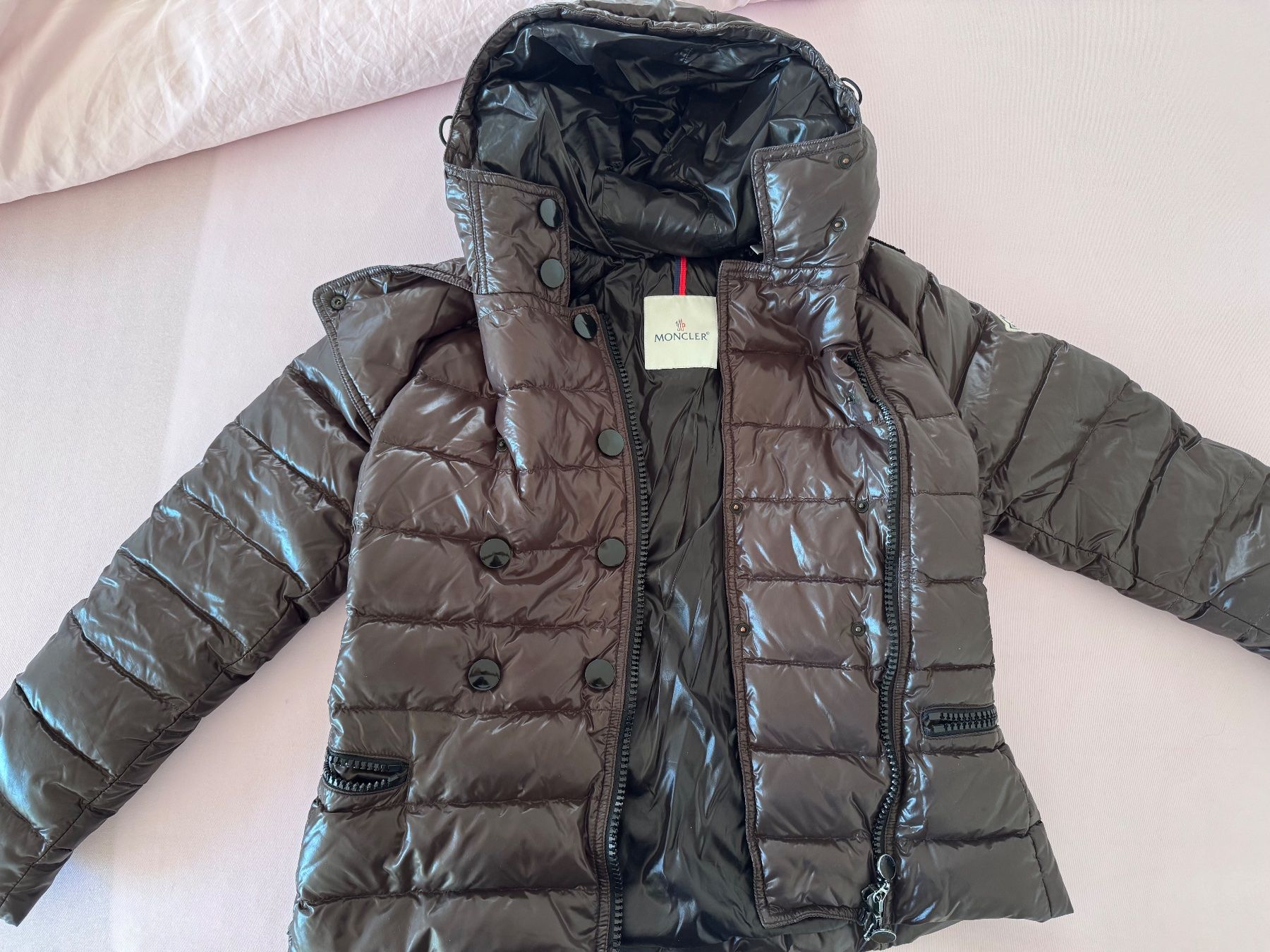 Moncler Vestes: Moncler Kurzjacke Daunen – D'occasion à Kilchberg ZH par sahoss 4