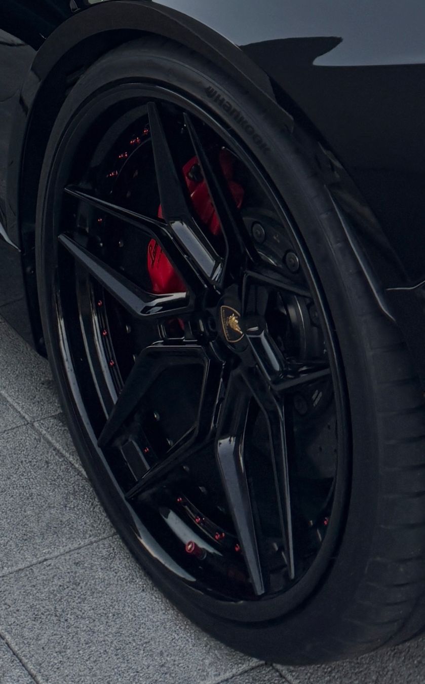 Lamborghini Cerchioni: Lamborghini Huracan Kompletträder – Usato da Zürich venduto da Securesale24 1
