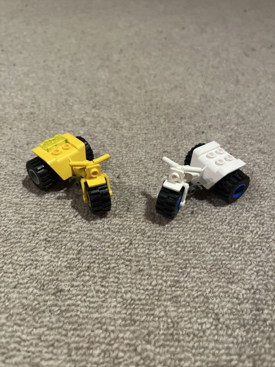 Lego Baukästen: 2 coole LEGO Motorräder / Trikes – Gebraucht aus Illnau von MyCoin