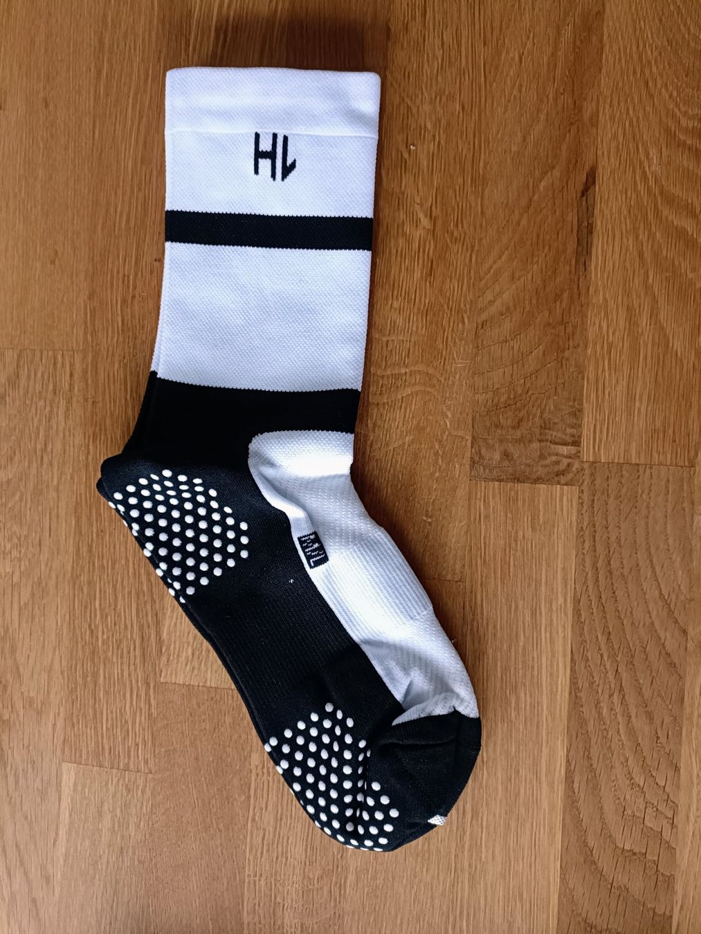 Socken: Hammerdown Grip Socken weiss/schwarz, S/M oder M/L, neu – Neu (gemäss Beschreibung) aus Bern von carlota_dino 1