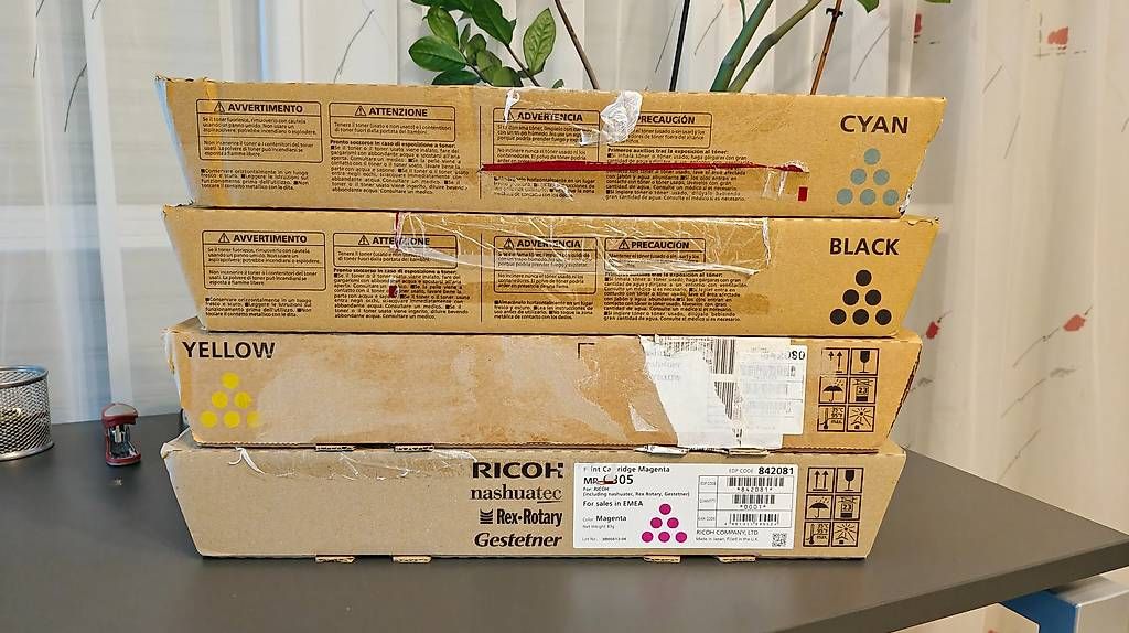 Ricoh Cartouches & Toner: RICOH Mp C305 Toner Set OVP – Neuf avec emballage d'origine à Sirnach par TheMrHuebi