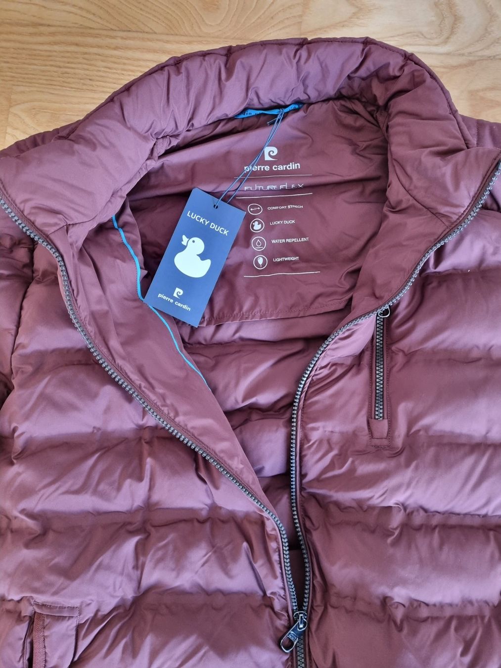 Pierre Cardin Giacche: Neue Pierre Cardin Futureflex Daunenjacke Gr. 52 – Nuovo e nell'imballaggio originale da Winterthur venduto da Marcello66 1