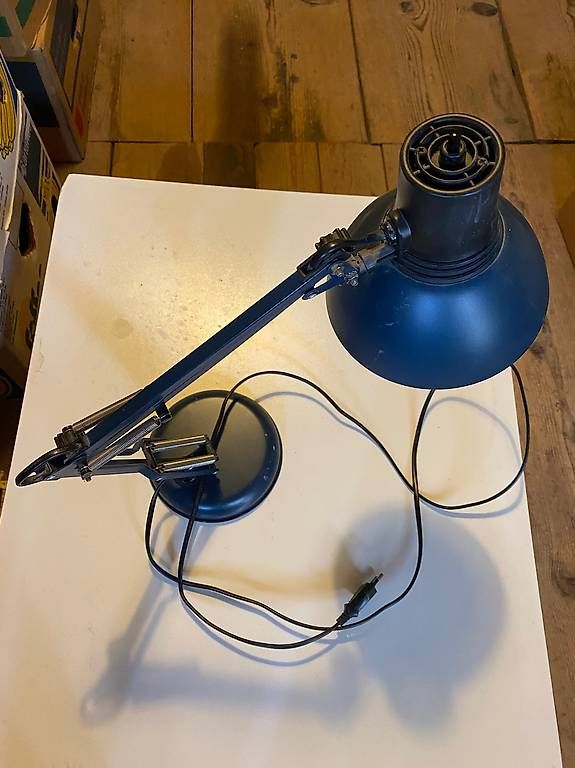 Lampen: Tischlampe – Gebraucht aus Strengelbach von Luftschutzsoldat