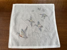 Taschentuch mit Flugentenmotiv cremeweiss Grösse 31x31cm