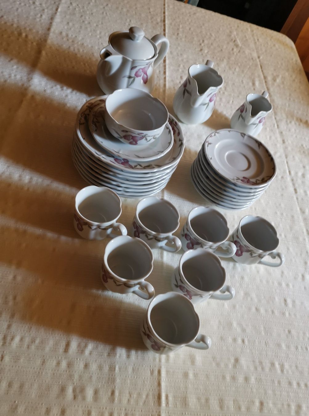 Set di piatti: Langenthaler Tee- oder Kaffee Service – Usato da Dornach venduto da Hei50
