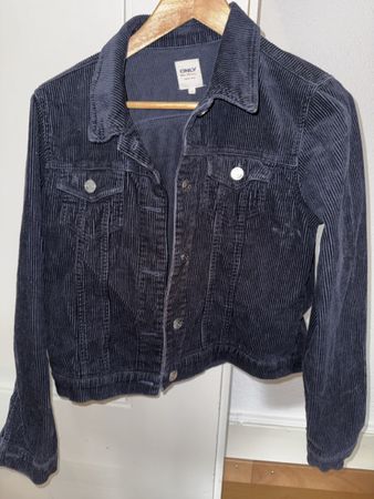 Cordjacke Only dunkelblau Grösse M guter Zustand