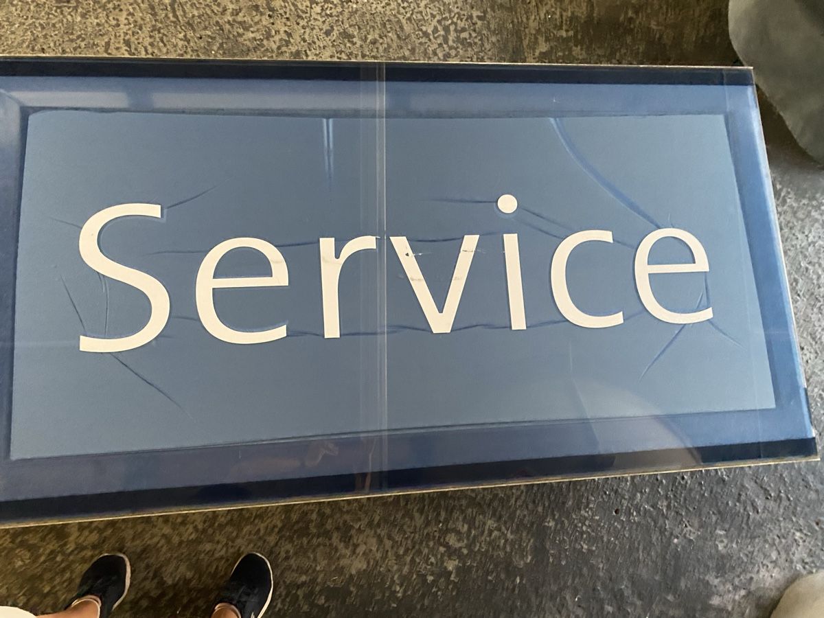 Chevrolet Schilder: Leuchtreklame Chevrolet Service – Gebraucht aus Hägglingen von Karin0802 2