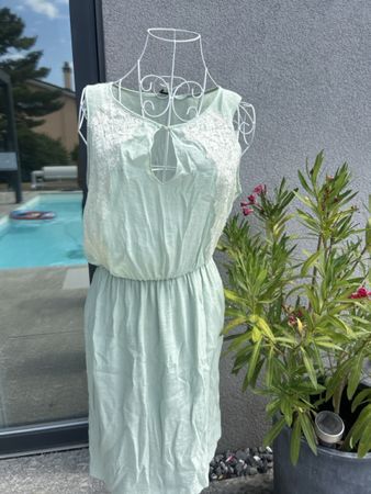 Robe Claude Pierlot menthe taille 38 bon état