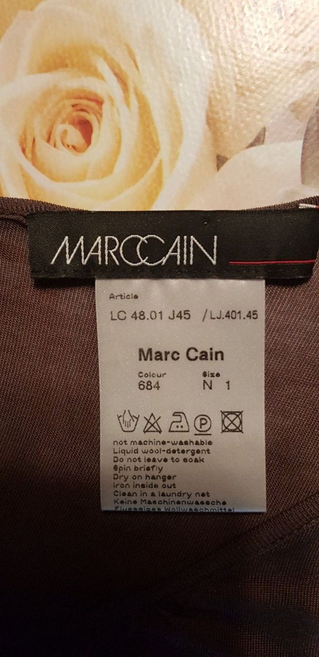 Top: Top Seide Marc Cain Gr. 1 – Usato da Mörschwil venduto da wunderkiste44 9
