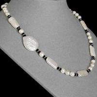 Perlenkette - Keshi-Süsswasser-Perlen, Onyx, Silber, Unikat