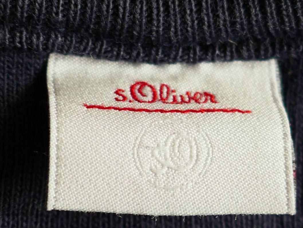 S.Oliver T-Shirts: S.OLIVER  Langarmshirt mit Print - dunkelblau – Gebraucht aus Volketswil von Cobra22 5