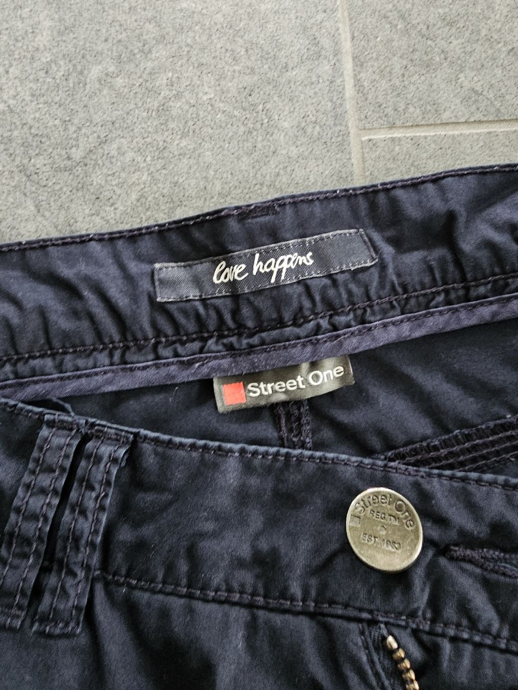 Pantaloni: blaue Sommerhose – Usato da Altdorf UR venduto da Saba_1688 1
