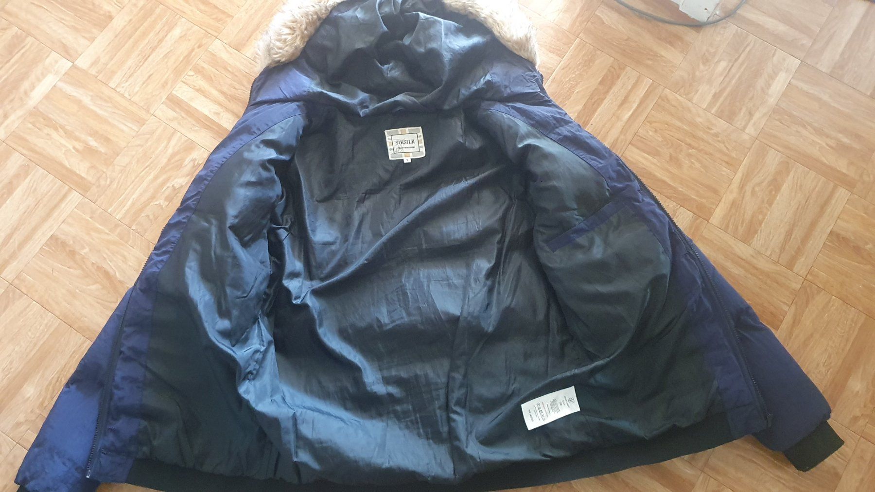 Siksilk Jacken: Winterjacke von SikSilk, dunkelblau – Gebraucht aus Zürich von Kadija6 4