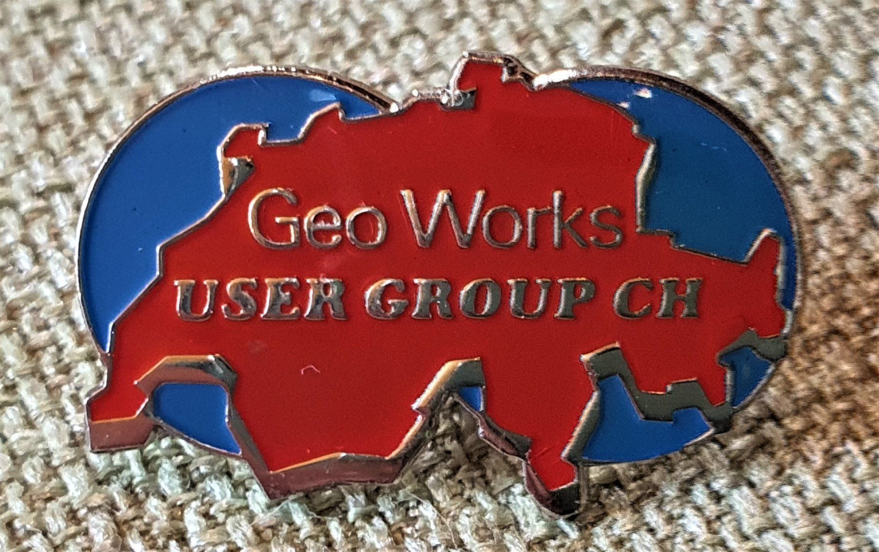 Broschen & Nadeln: D480 - Pin Schweiz Geo Works User Group – Gebraucht aus Reinach BL von Boston-Verkauf