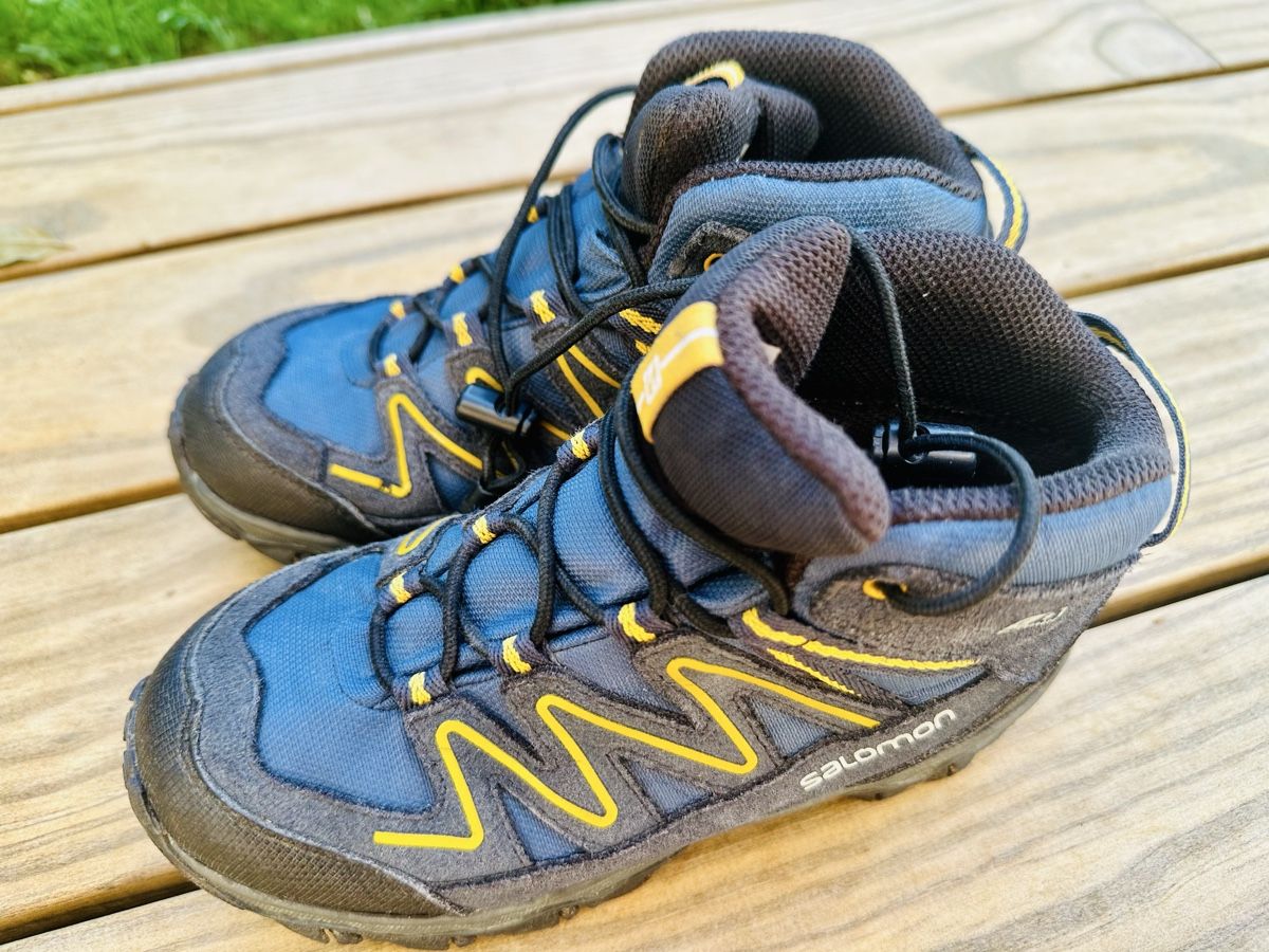 Salomon Scarpe per ragazzi: Wanderschuhe von Salomon in Gr. 32 – Nuovo (secondo la descrizione) da Bottighofen venduto da Tonic1977