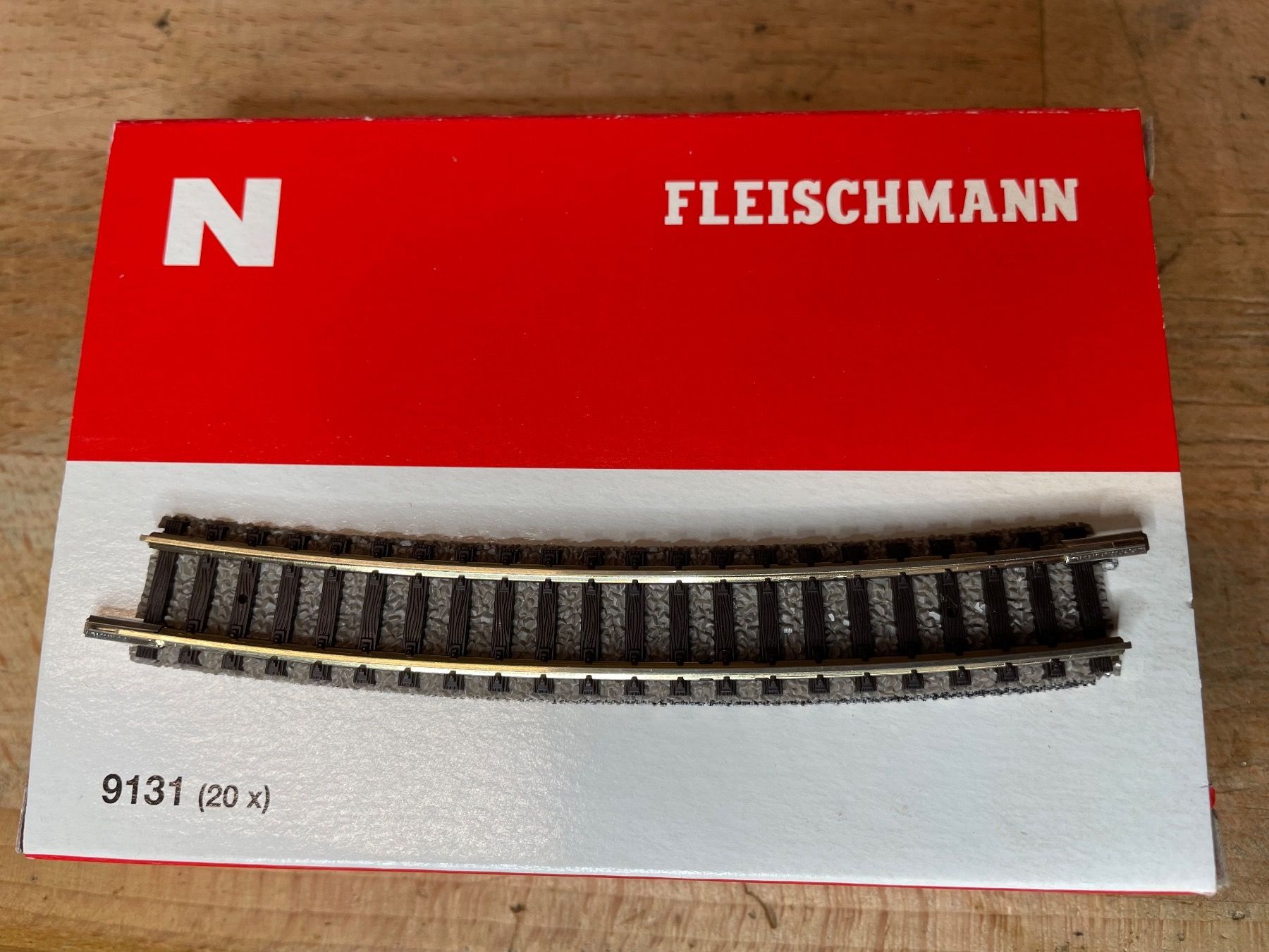 Fleischmann Modellini di ferrovie: Fleischmann 9131 Gleis R3-15° – Nuovo e nell'imballaggio originale da Hauterive NE venduto da eriamch