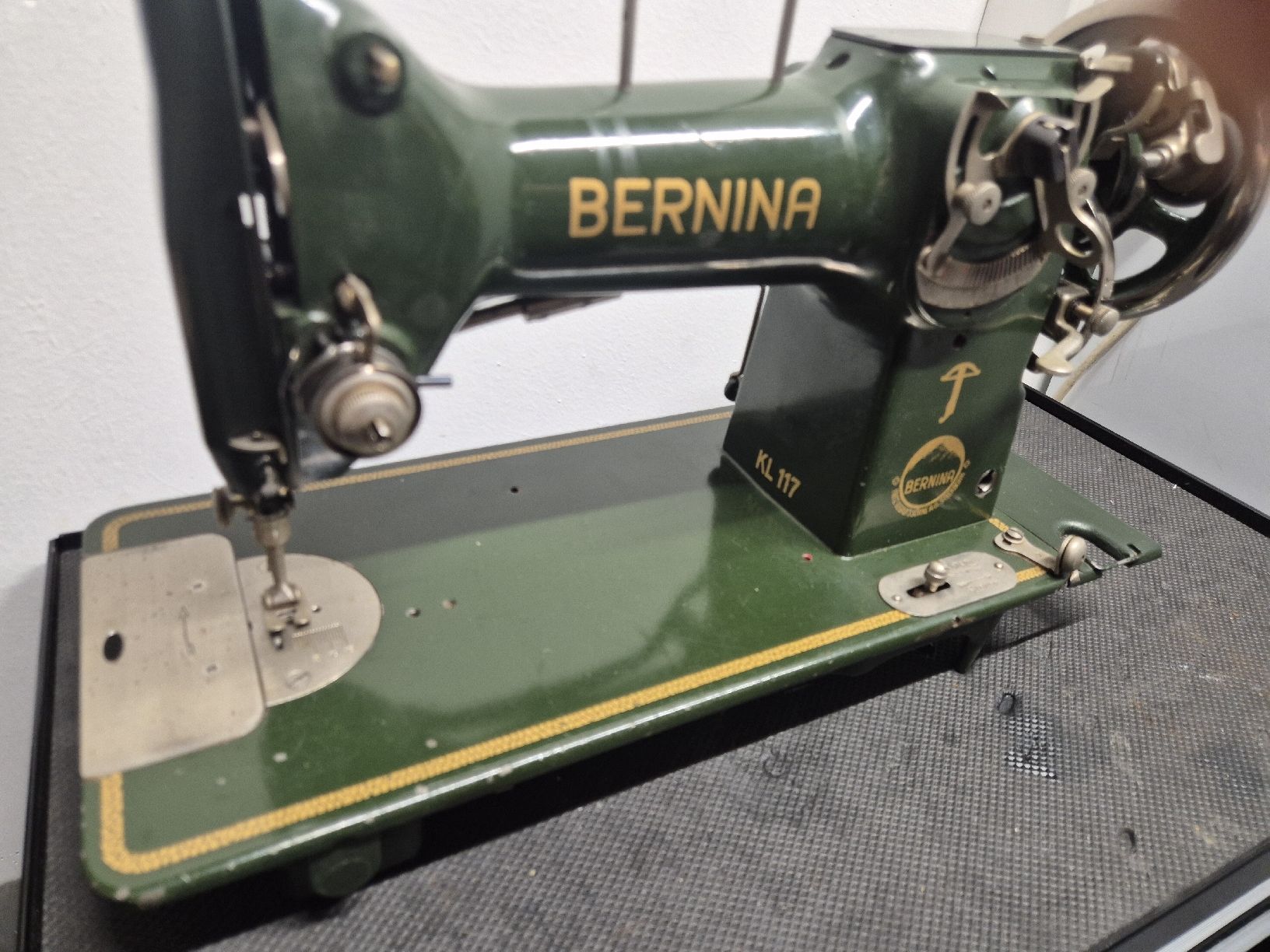 Bernina Macchine da cucire: Bernina KL117 Vintage – Usato da Balerna venduto da Seller127 1