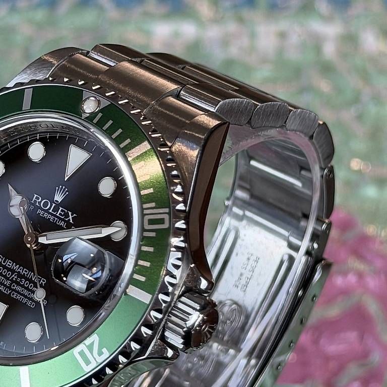 Orologi: Rolex Submariner "Kermit" 16610LV – Usato da Genève venduto da minty.watches 3