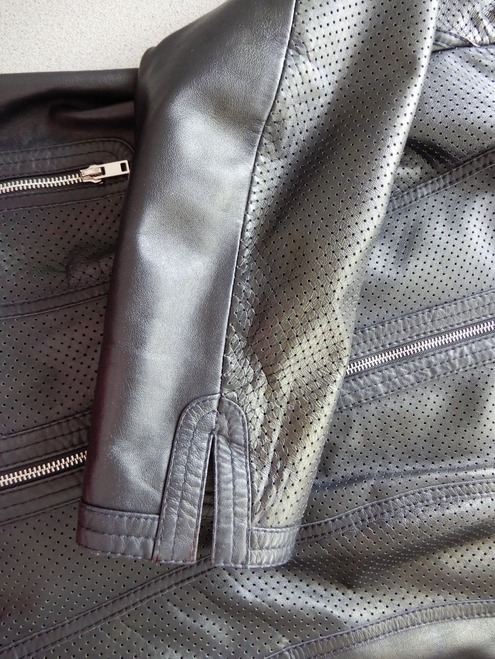 Gerry Weber Jacken: Gerry Weber, Lederjacke dunkelblau, Grösse 42 – Gebraucht aus Burgdorf von Liss 4
