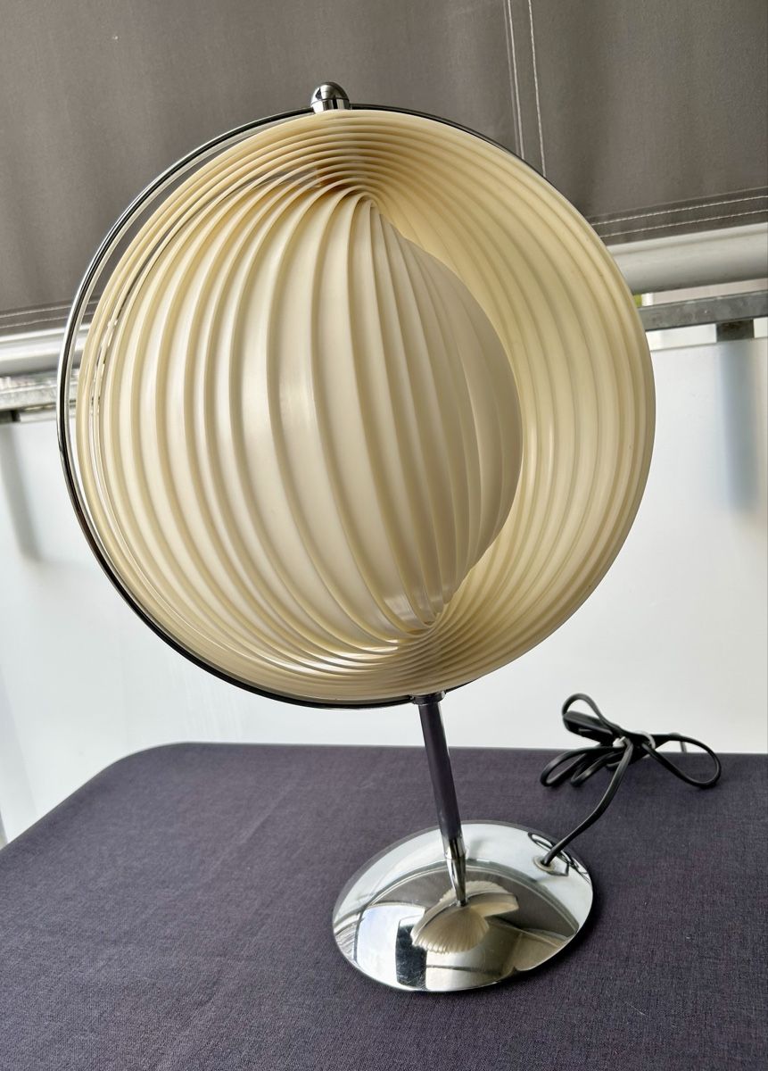 Lampade: Designlampe Moon Space Age – Usato da Frauenfeld venduto da Colonia64