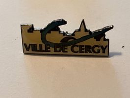 1 Pin Ville de Cergy