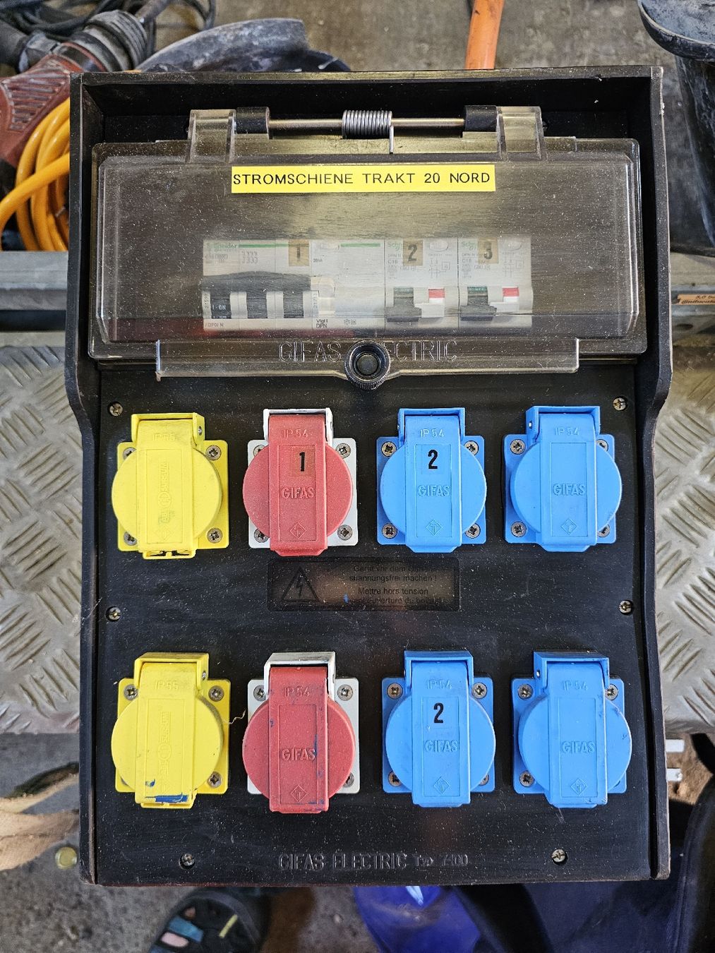 Elektrotechnik: Stromtableau – Gebraucht aus Zürich von adi0111