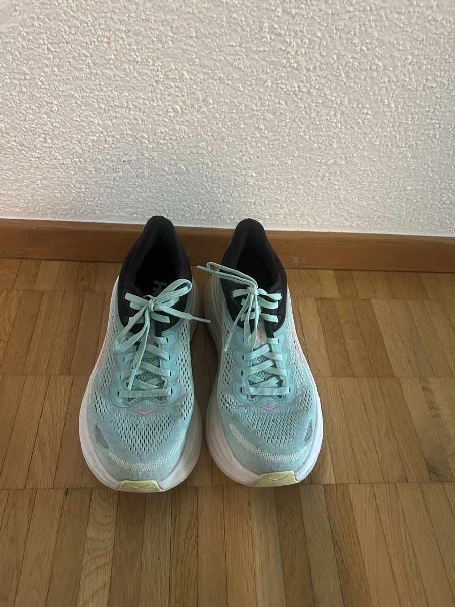 Hoka One One Damenschuhe: Hoka Joggingschuhe – Gebraucht aus Kloten von lan_p8c8 1