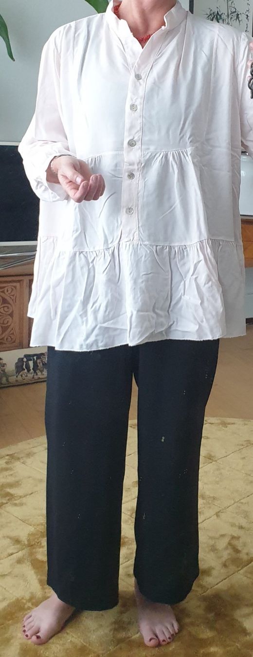 Camicette: Weite Bluse von Ipsy, Gr. M oder L – Usato da Basel venduto da Luzora 1