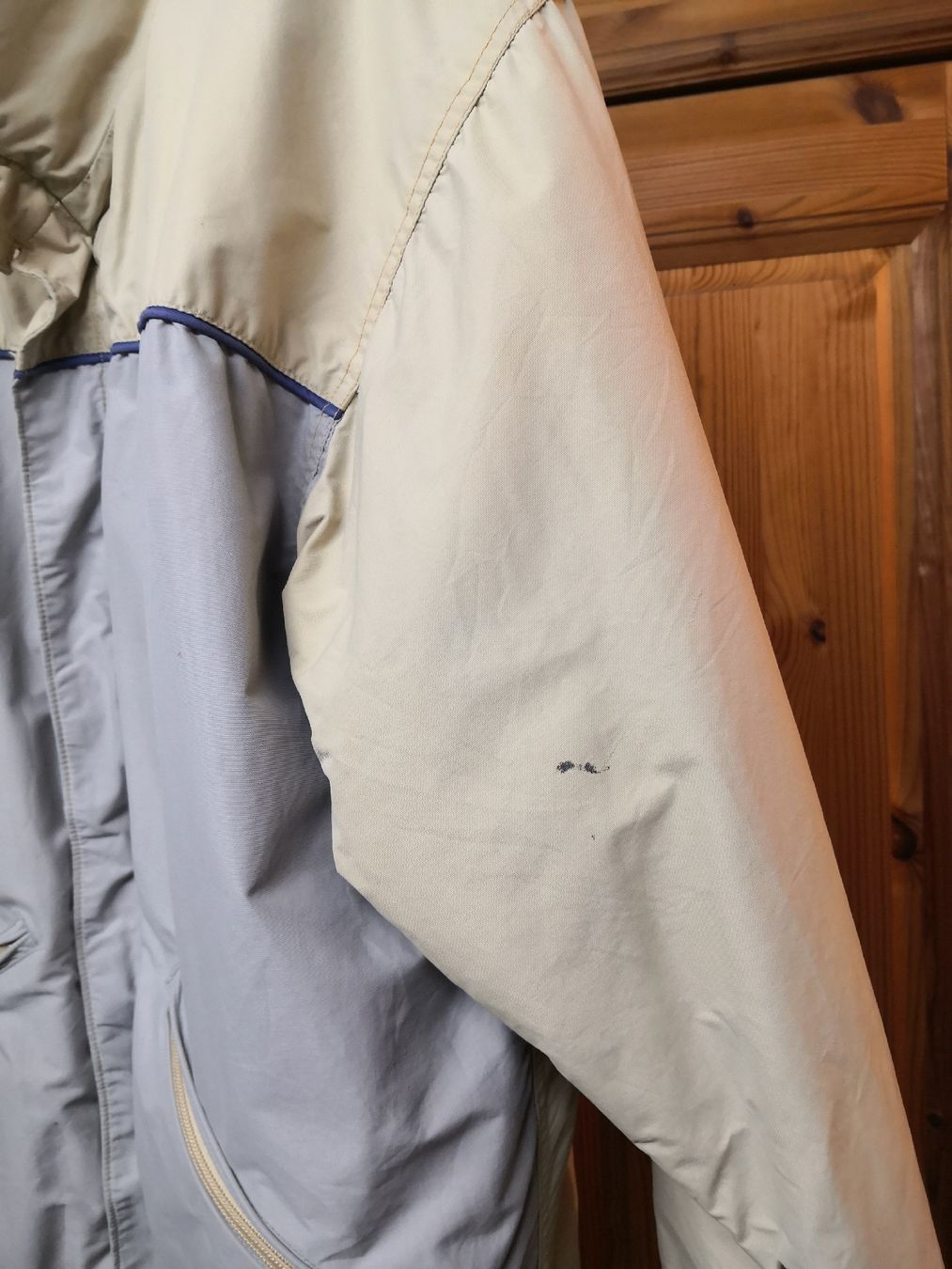 Burton Giacche: Burton Snowboardjacke in Grösse M eher ein L – Usato da Bichelsee venduto da Raoul06 1