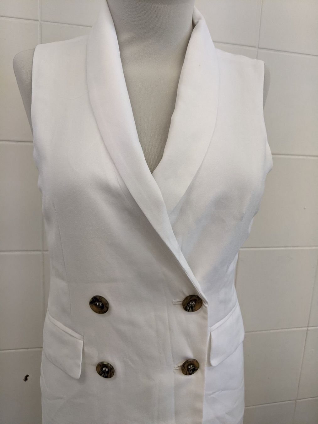 Kleider: Elegantes Sommerkleid GR S – Neu (gemäss Beschreibung) aus Langnau am Albis von Judithsebi 1