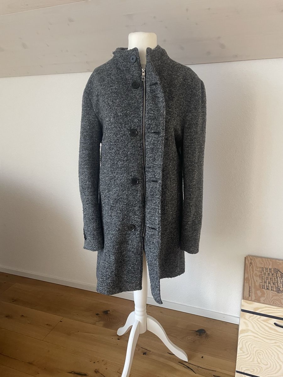 Zara Cappotti: Zara Man Mantel, Grau Gr. M – Usato da Aarberg venduto da Mama_Lulu 1