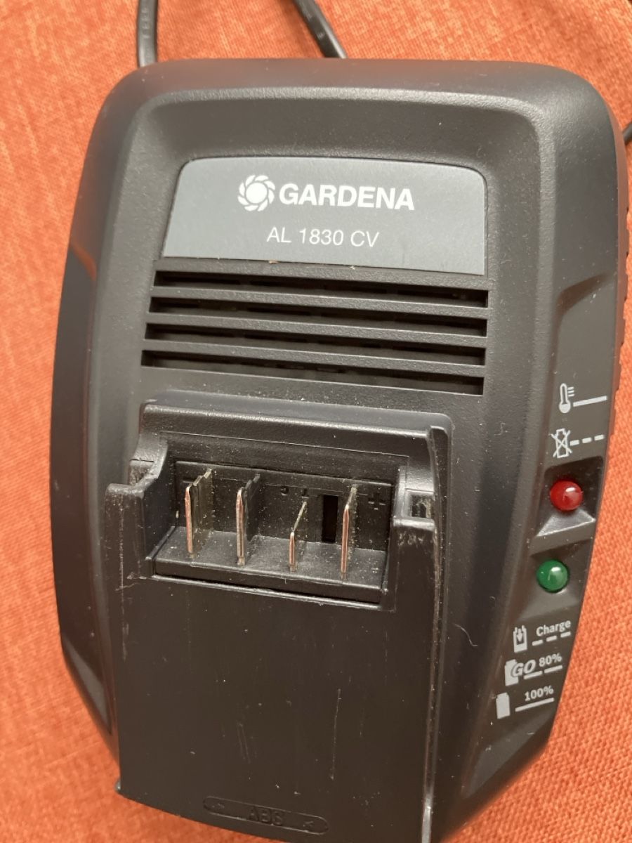 Caricatori & Batterie: Gardena Starter Kit – Usato da Bürglen UR venduto da knispel280 3
