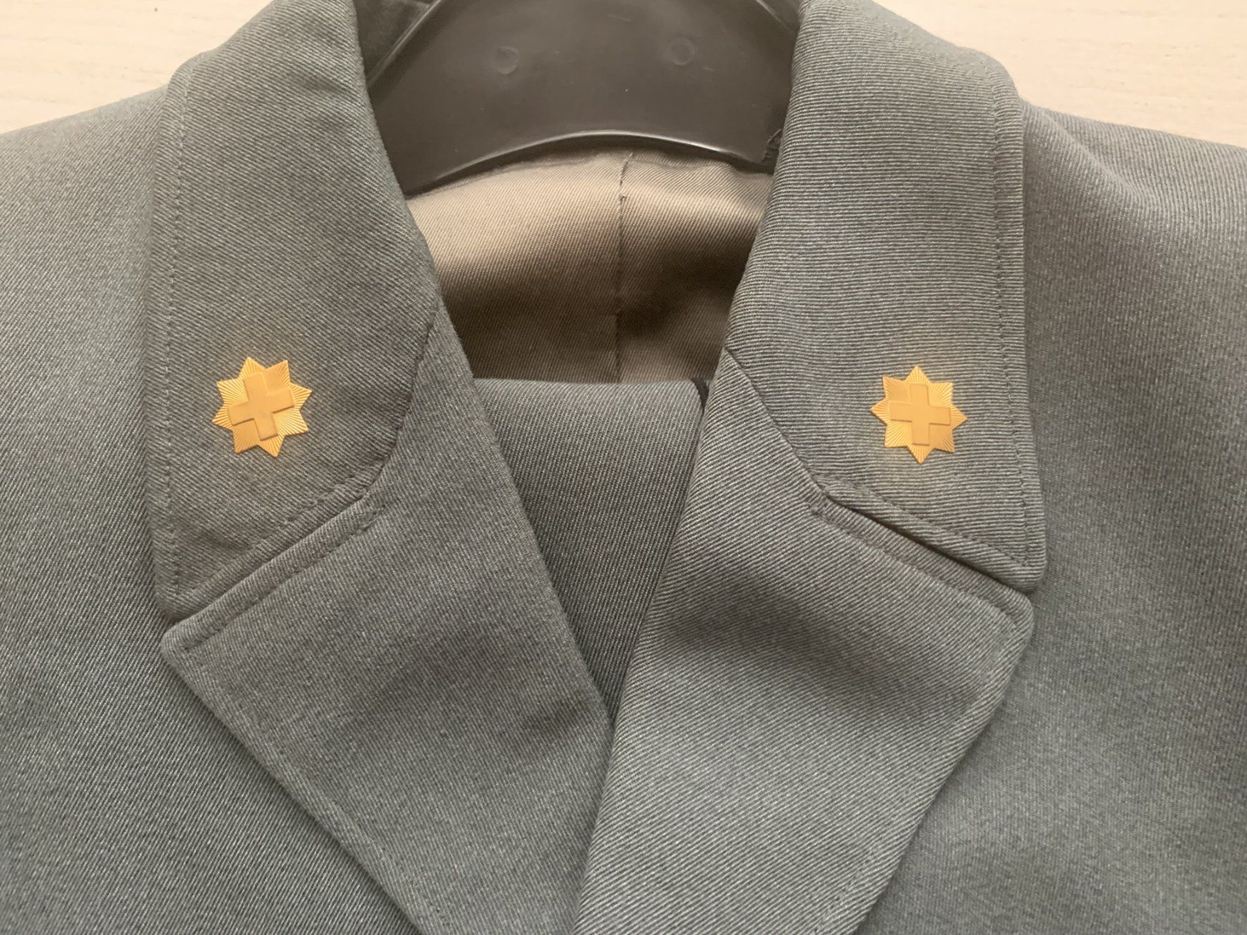 Schweizer Armee Uniformen: Alte Uniform GWK/Zoll – Gebraucht aus Volketswil von zwitsch33 1