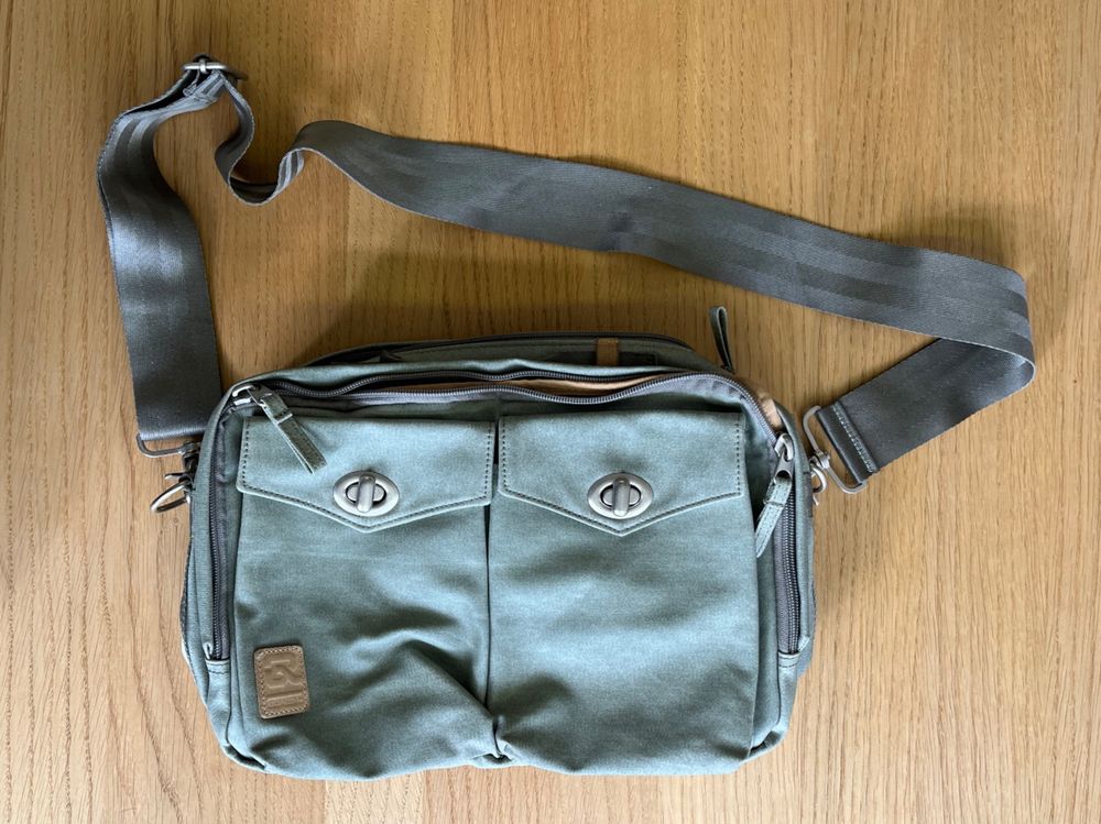 Piku ON THE GO Organizer Für Kinderwagen - Handytasche & Babyflaschen Halterung