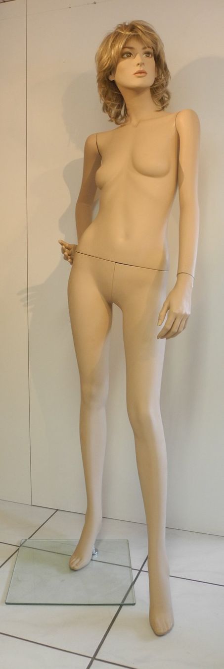 Altro in Decorazioni & Accessori: Schaufensterpuppe / Mannequin antik "Esti" – Usato da Kottwil venduto da Crazyrolf 5