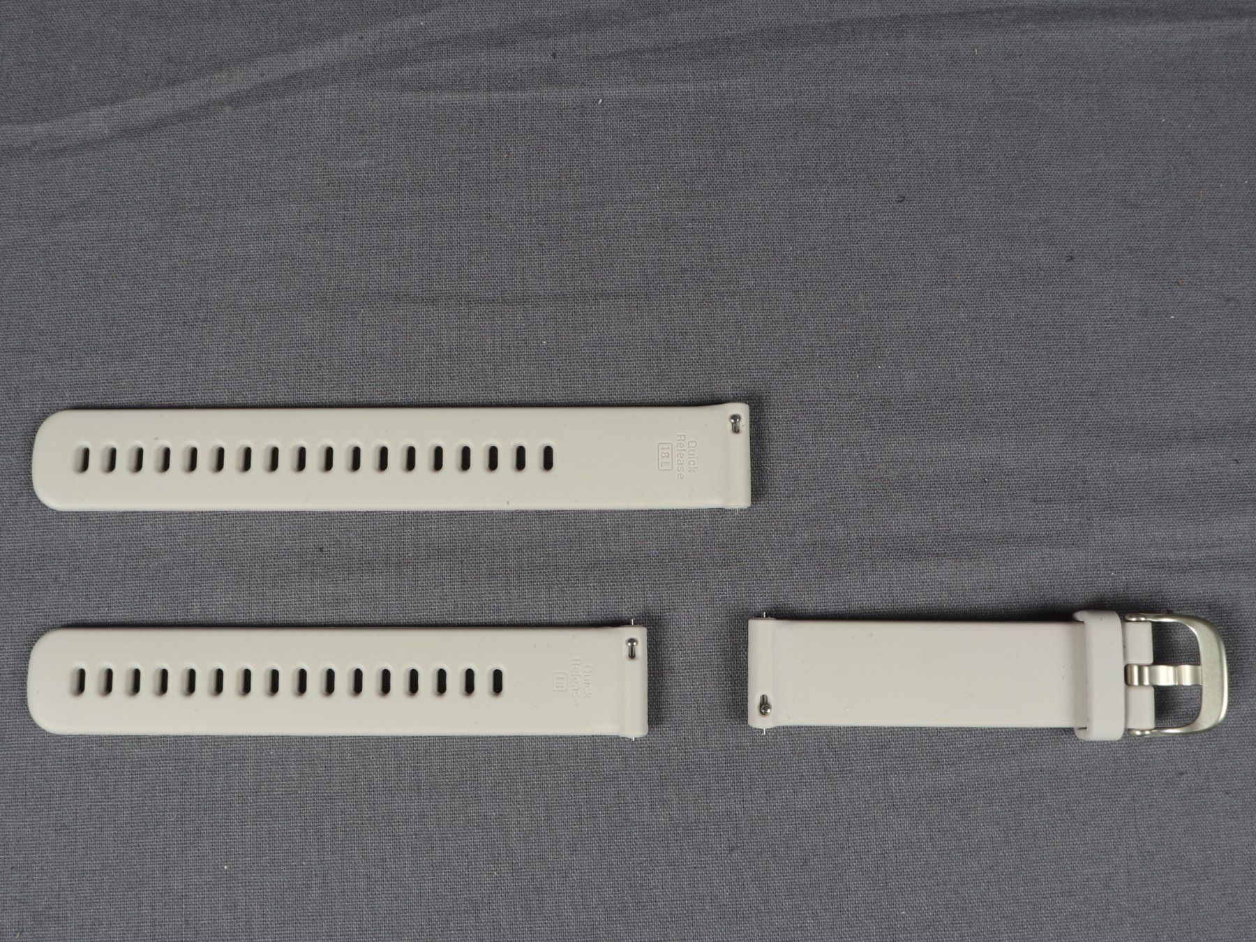 Bracciali & Braccialetti: GARMIN Quick Release 18mm Band Light Sand – Nuovo (secondo la descrizione) da Steinen venduto da Restwert_Steinen 2