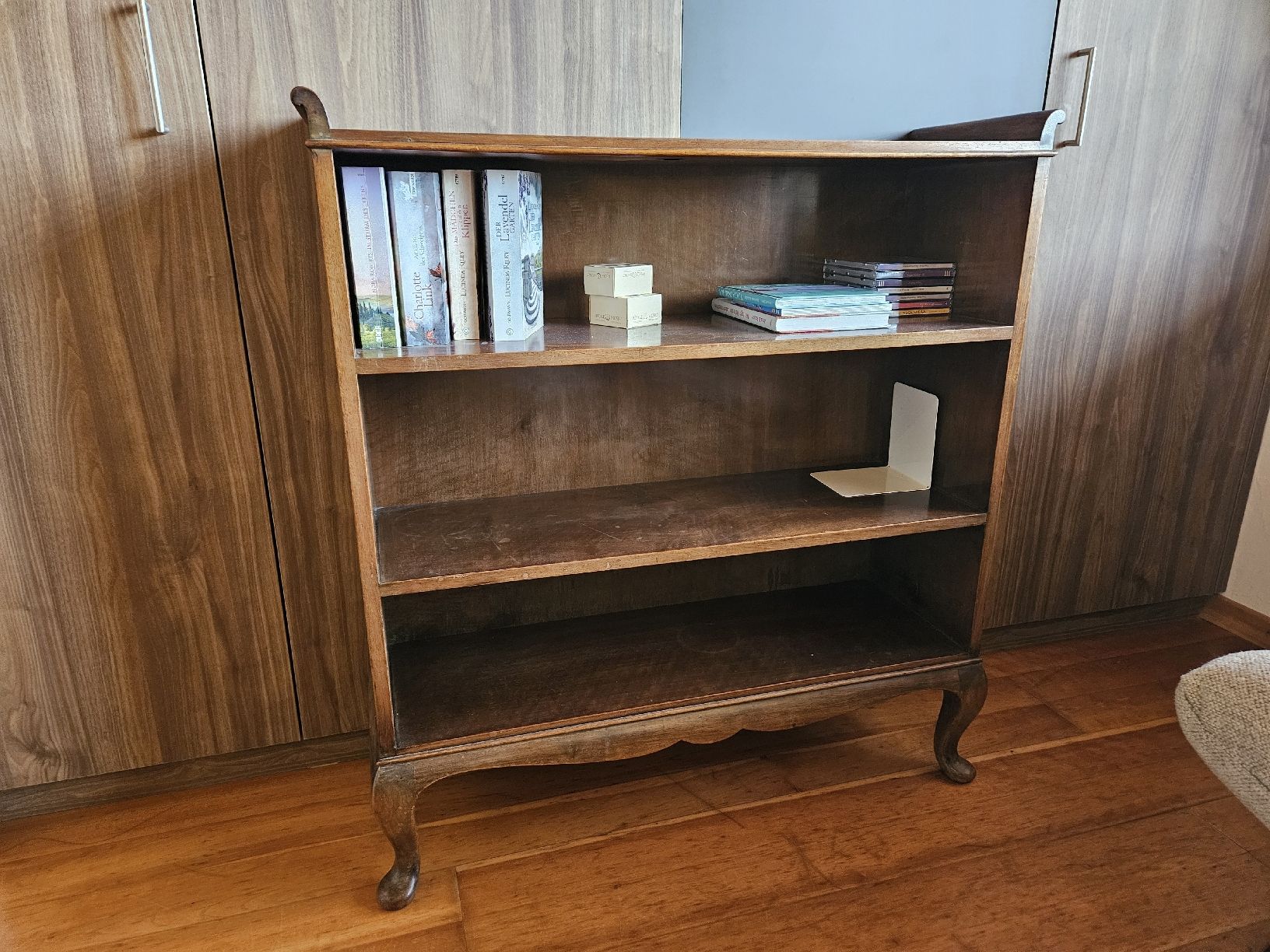 Scaffali: Bücherregal Holz – Usato da Grüningen venduto da 2impress
