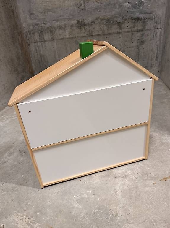 Regale: 2 maisons de poupée / étagères IKEA FLISAT – Gebraucht aus Genève von Soum13 3
