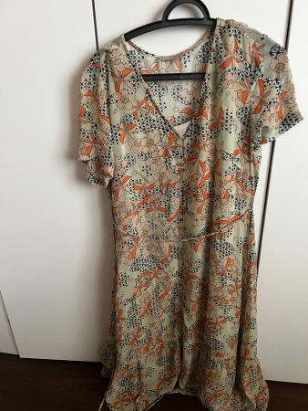 Nile schönes Kleid mit unterkleid gr s