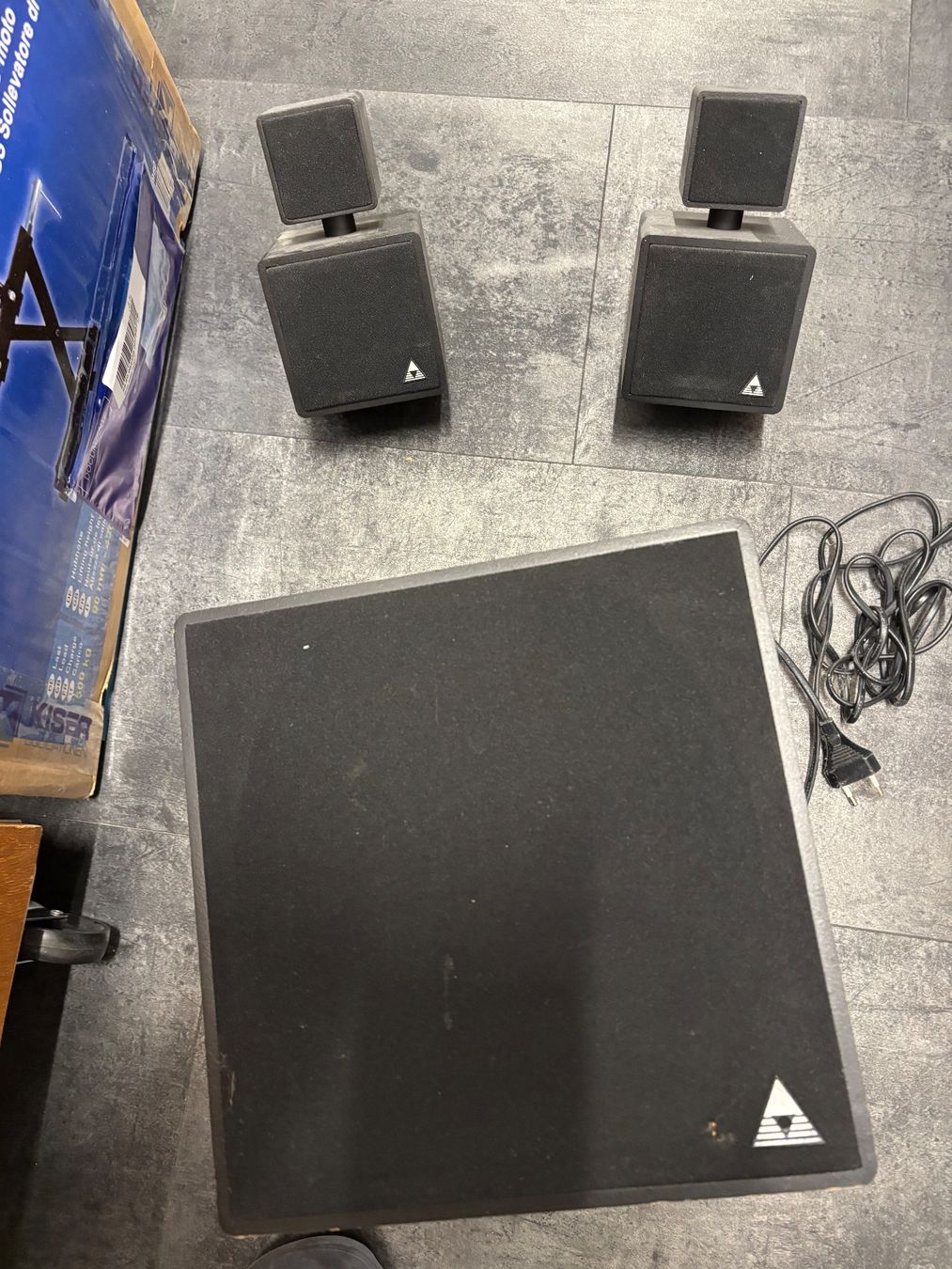 Casse acustiche: Triad Design Lautsprecher System mit Subwoofer – Usato da Immensee venduto da Rstv