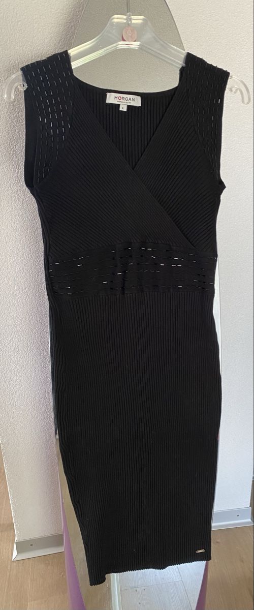 Morgan Vestiti: Robe noire Morgan – Nuovo (secondo la descrizione) da Chézard-St-Martin venduto da monster2525