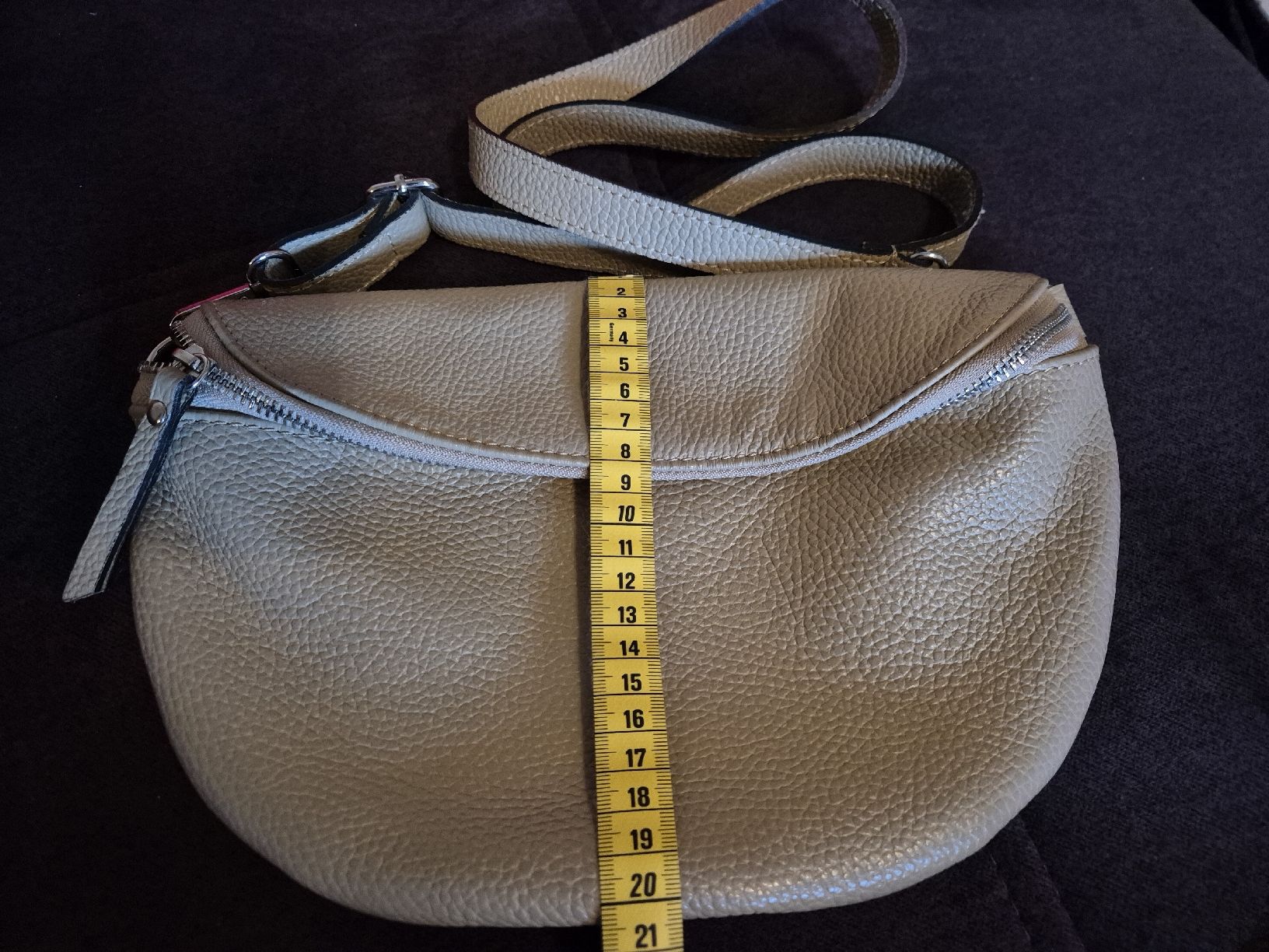 Borse da donna: Bauchtasche Leder Beige – Nuovo e nell'imballaggio originale da Dörflingen venduto da S.Huber02 2