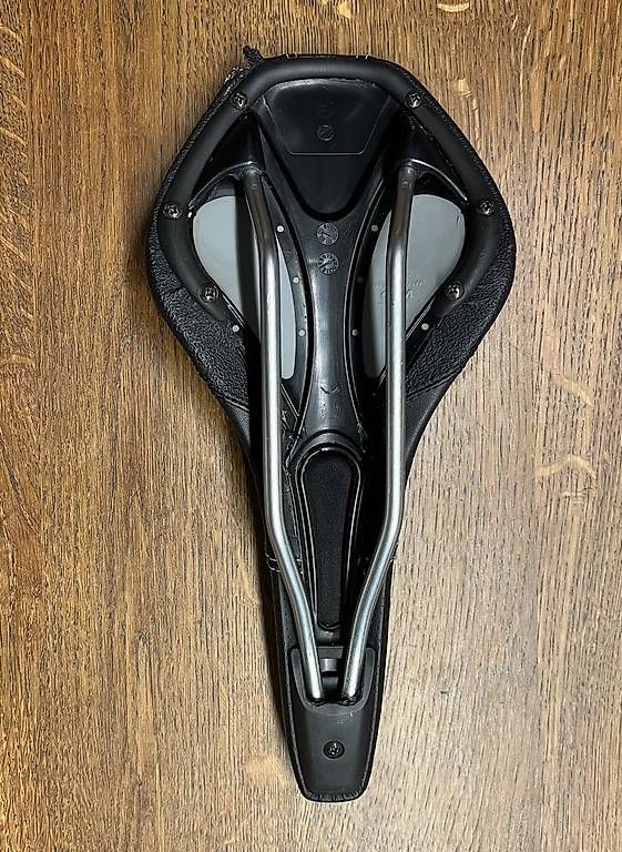 Selles, accessoires: Herrensattel  – D'occasion à Zuzwil SG par Toronto911 1