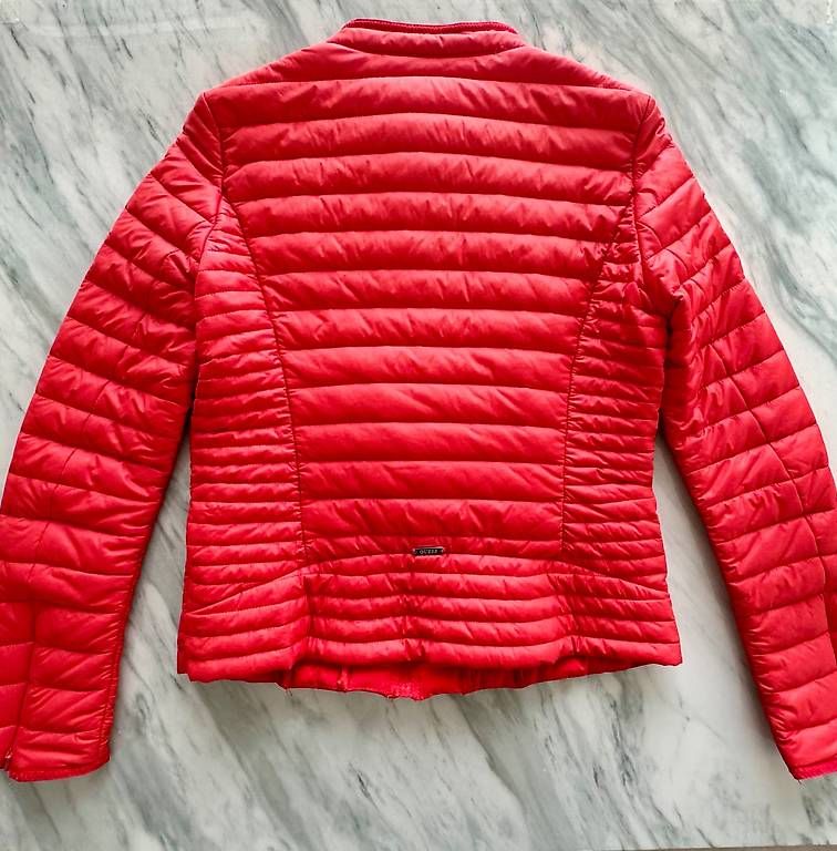 Guess Giacche: Guess Damen Jacke Light Jacket – Usato da Richterswil venduto da Lea_Schmidt 1