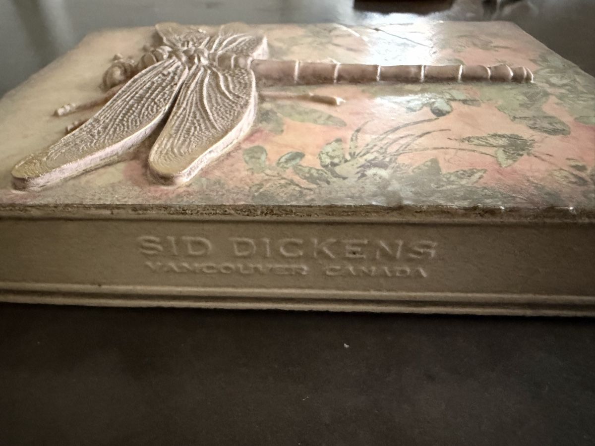 Poster & Bilder: Sid Dickens Memory Block T-503 Dragonfly Wandbild Gips – Neu (gemäss Beschreibung) aus Zürich von joyfulgrace 1