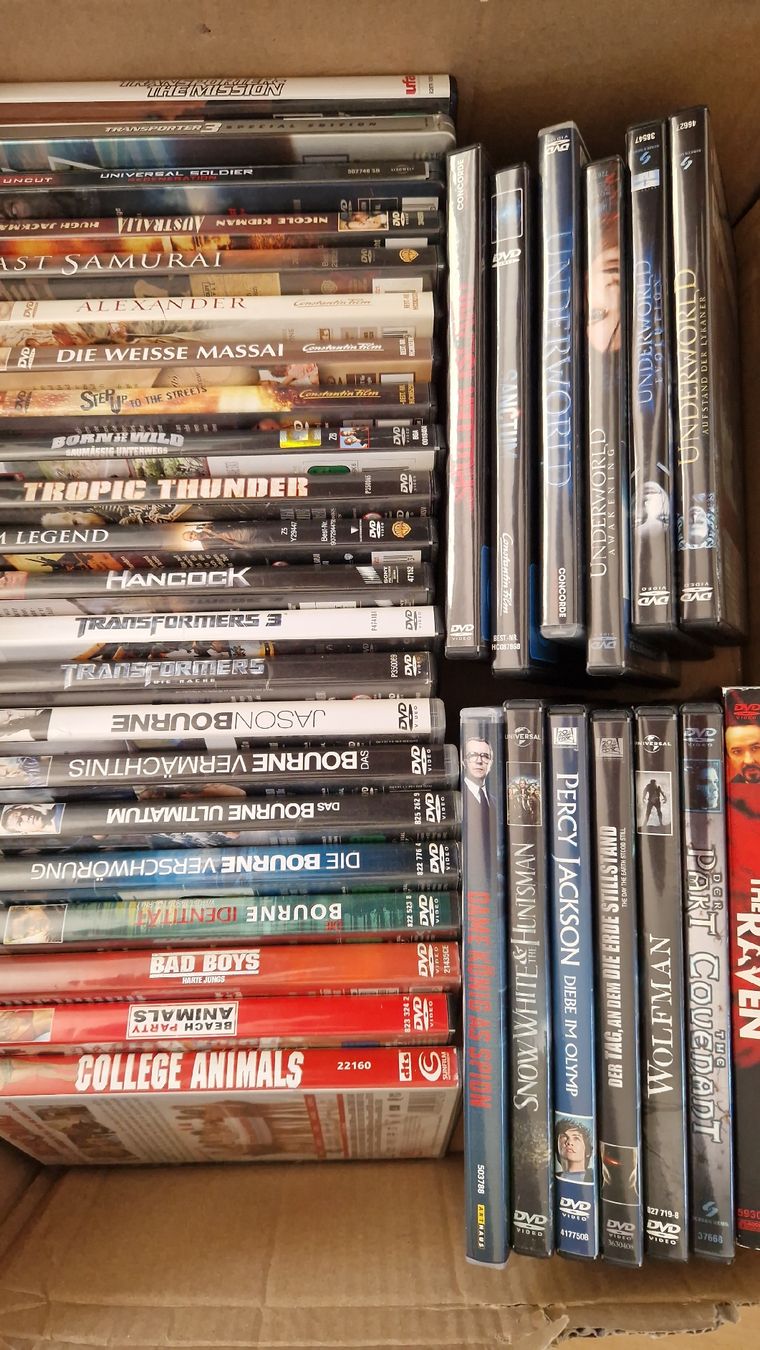 Tutti i DVDs: DVD SAMSUNG – Usato da Zürich venduto da Arianco